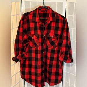 MENS Design In Italy Lixury XL Red Flannel, Used— like new